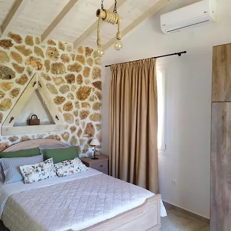 Oliveways Лиападес