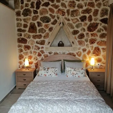 Oliveways * Liapades