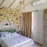 Oliveways Liapades
